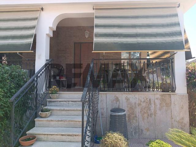 Villa Indipendente in vendita a Roma Capitale, Lazio