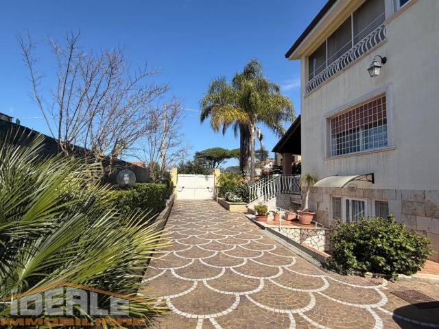 Villa Indipendente in vendita a Roma Capitale, Lazio