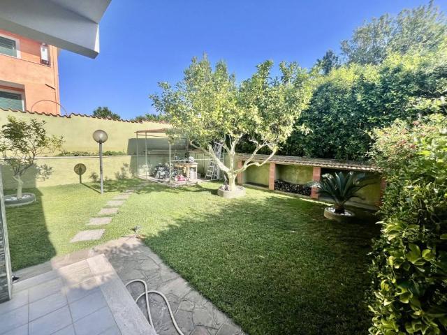Villa Indipendente in vendita a Lavinio Stazione, Roma Capitale
