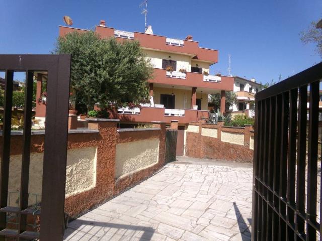 Villa Indipendente in vendita a Lido di Enea, Roma Capitale