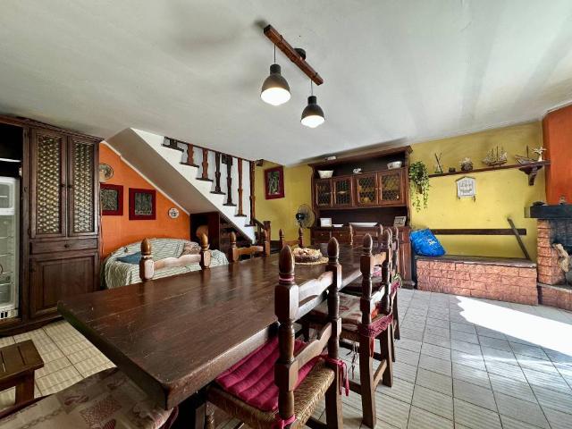 Villa Indipendente in vendita a Piscinari, Roma Capitale