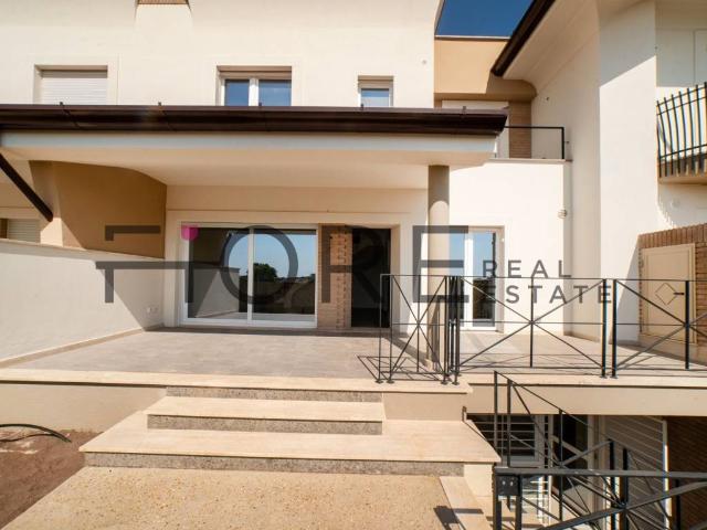 Villa Indipendente in vendita a Piscinari, Roma Capitale