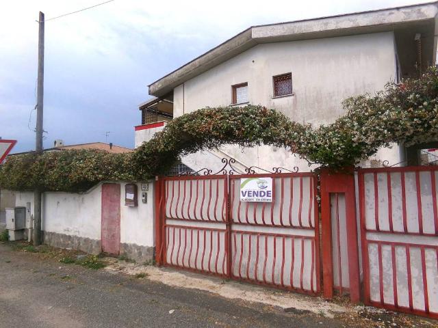 Villa Indipendente in vendita a Villa Claudia, Roma Capitale