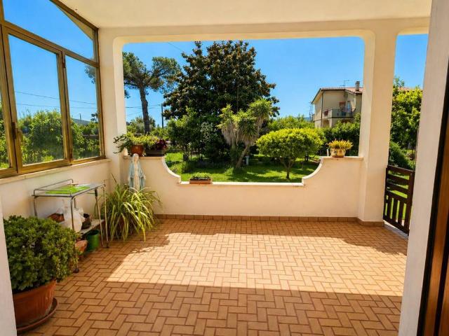Villa Indipendente in vendita a Roma Capitale, Lazio