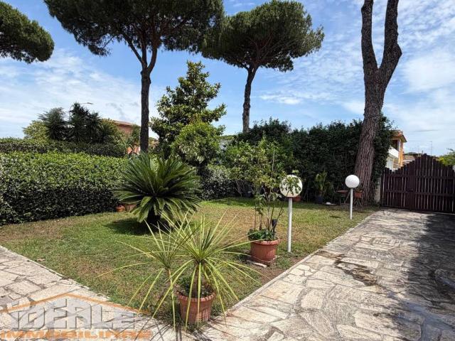 Villa Indipendente in vendita a Piscinari, Roma Capitale