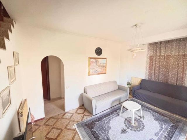 Villa Indipendente in vendita a Lido di Marechiaro, Roma Capitale