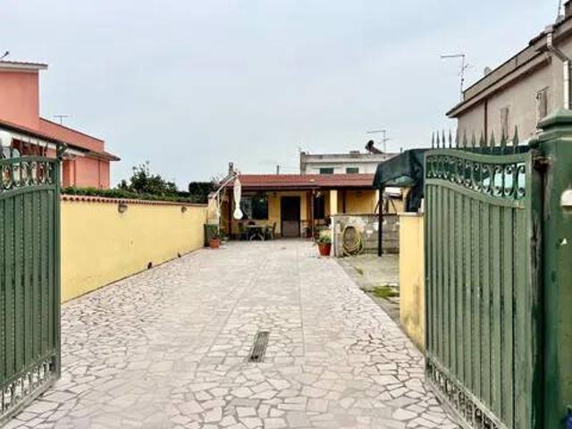 Villa Indipendente in vendita a Roma Capitale, Lazio