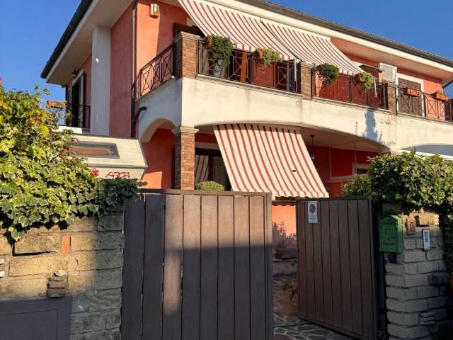 Villa Indipendente in vendita a Melorosso, Roma Capitale