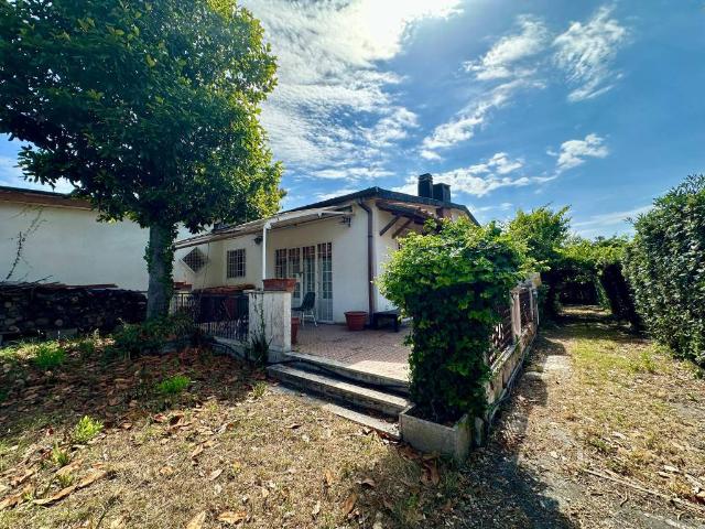 Villa Indipendente in vendita a Piscinari, Roma Capitale