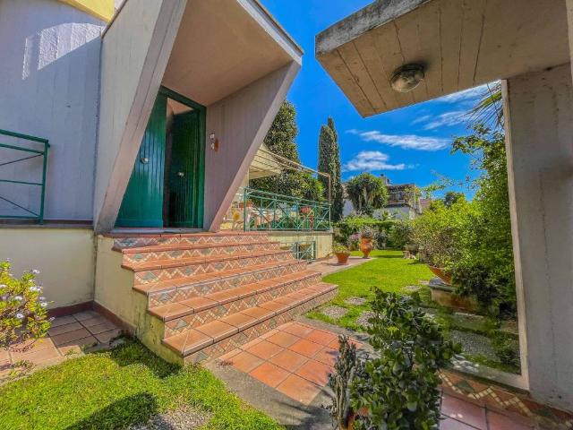 Villa Indipendente in vendita a Melorosso, Roma Capitale