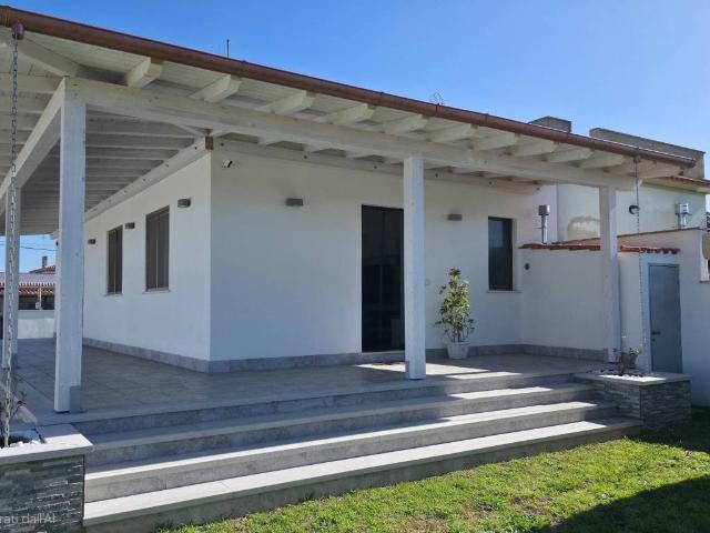 Villa Indipendente in vendita a Lavinio Stazione, Roma Capitale