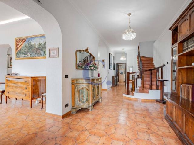 Villa Indipendente in vendita a Anzio