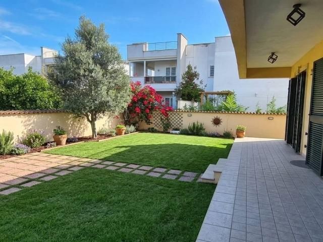 Villa Indipendente in vendita a Melorosso, Roma Capitale