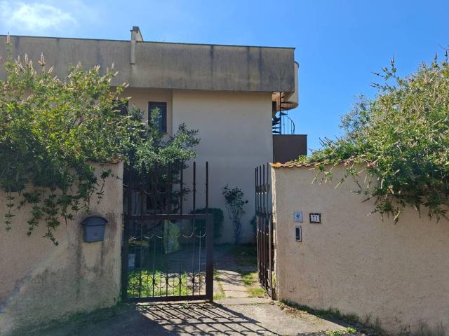 Villa Indipendente in vendita a Piscinari, Roma Capitale
