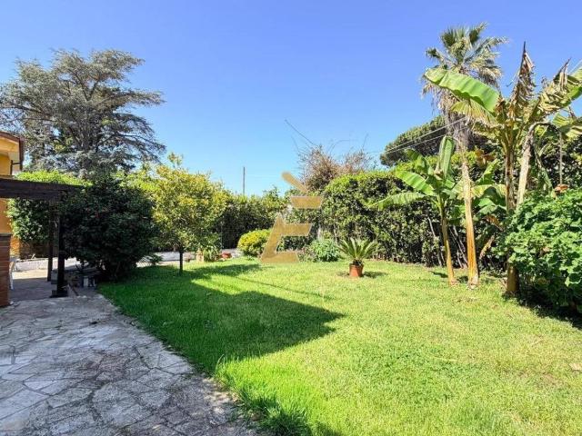 Villa Indipendente in vendita a Roma Capitale, Lazio