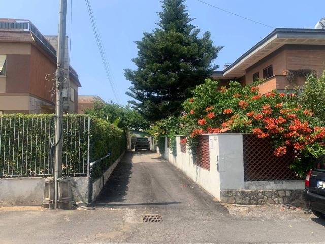 Villa Indipendente in vendita a Lido di Enea, Roma Capitale