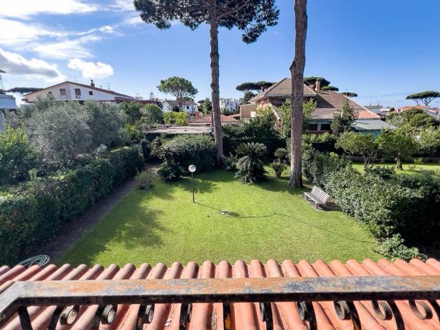 Villa Indipendente in vendita a Lido di Enea, Roma Capitale