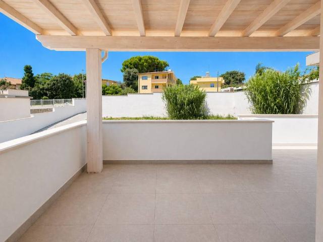 Villa Indipendente in vendita a Lido di Marechiaro, Roma Capitale