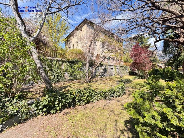 Villa Indipendente in vendita a Arpuilles, Aosta / Aoste