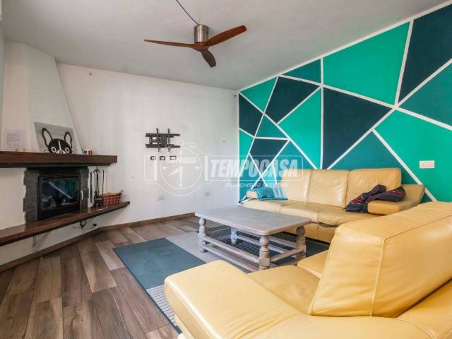 Villa Indipendente in vendita a Appiano Gentile, Lombardia