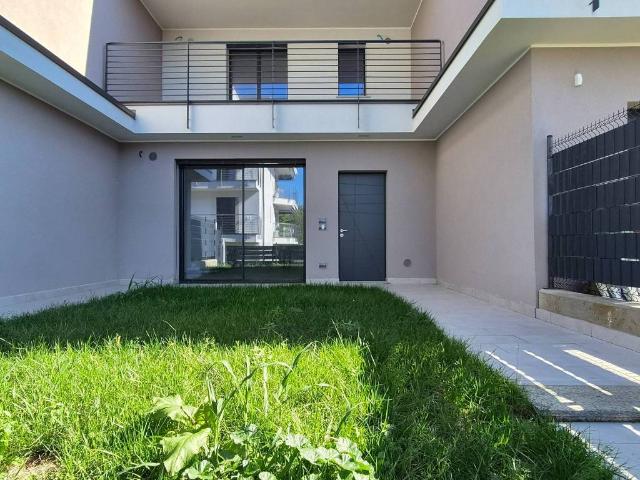 Villa Indipendente in vendita a Cascina Caldara, Appiano Gentile