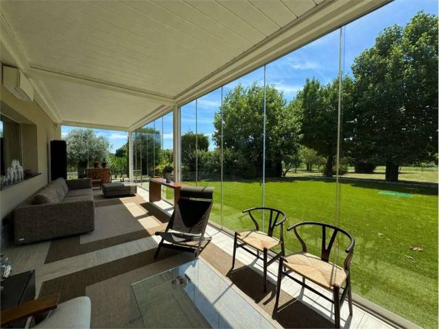 Villa Indipendente in vendita a Appiano Gentile, Lombardia