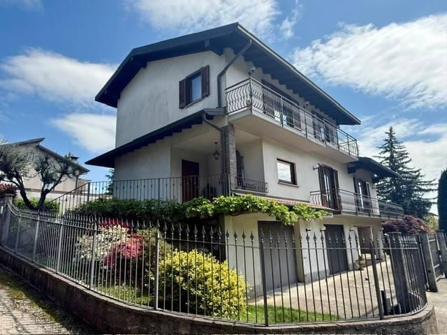 Villa Indipendente in vendita a Cascina Caldara, Appiano Gentile