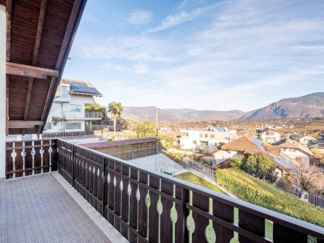 Villa Indipendente in vendita a Überetsch-Unterland - Oltradige-Bassa Atesina, Appiano - Eppan
