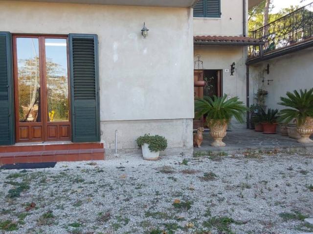 Villa Indipendente in vendita a Appignano, Macerata
