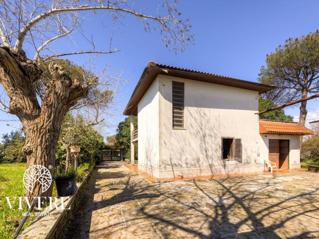 Villa Indipendente in vendita a Aprilia, Lazio