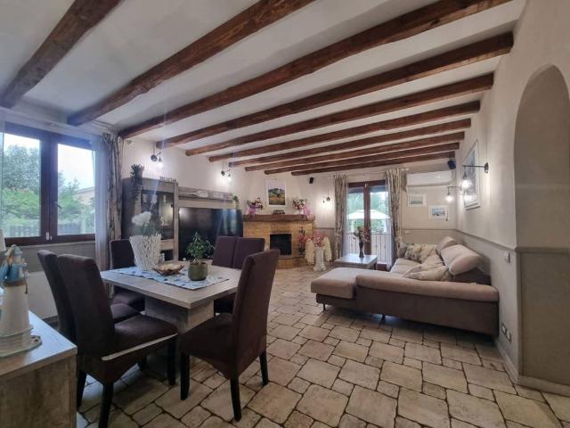 Villa Indipendente in vendita a Camilleri, Aprilia