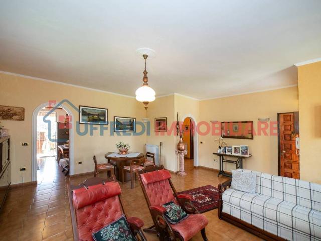 Villa Indipendente in vendita a Aprilia, Lazio