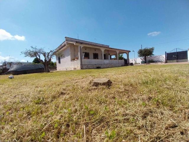 Villa Indipendente in vendita a Campo di Carne, Aprilia