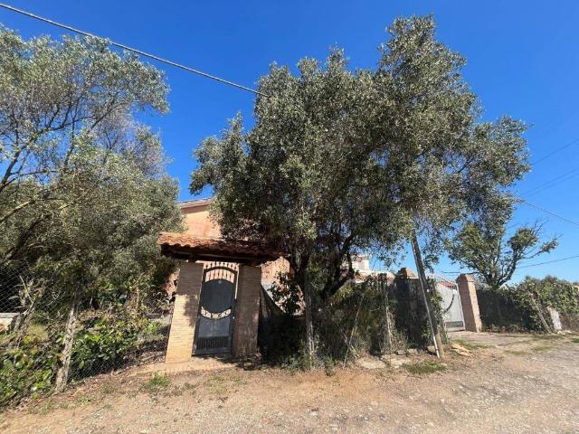 Villa Indipendente in vendita a La Cogna, Aprilia