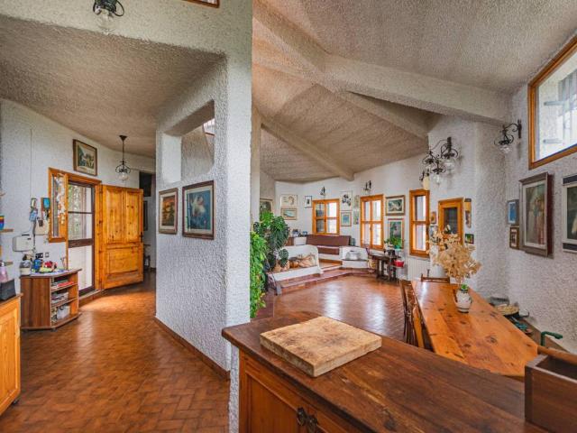 Villa Indipendente in vendita a Le Salzare, Aprilia
