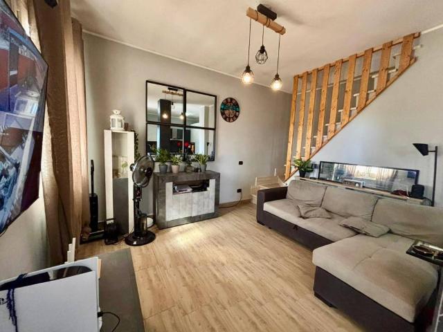Villa Indipendente in vendita a Aprilia, Lazio