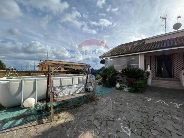 Villa Indipendente in vendita a Aprilia, Lazio