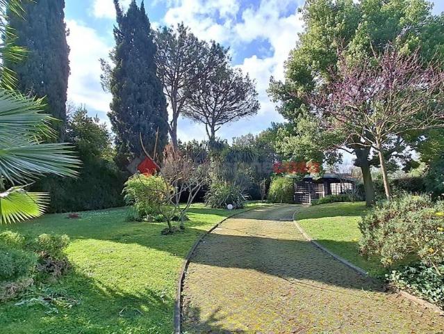 Villa Indipendente in vendita a Aprilia, Lazio