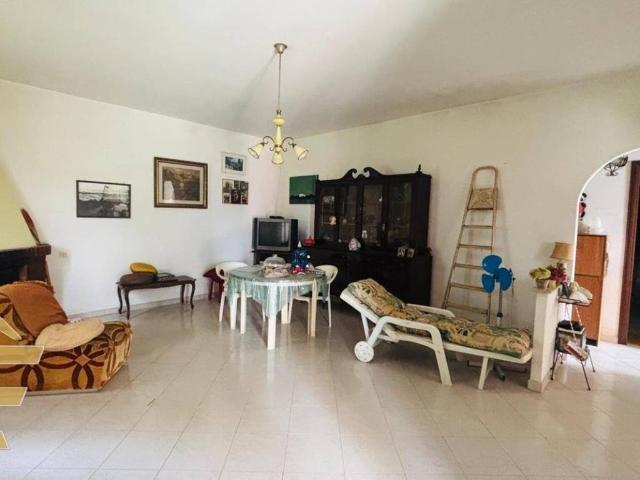 Villa Indipendente in vendita a La Cogna, Aprilia