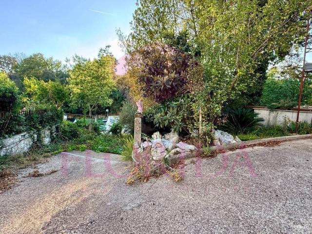 Villa Indipendente in vendita a Valle Carniera, Aprilia