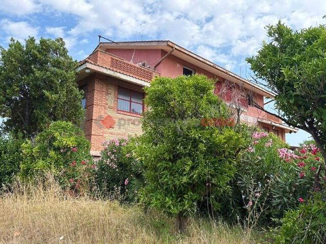 Villa Indipendente in vendita a Colle del Sole, Aprilia