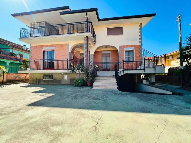 Villa Indipendente in vendita a Leda, Aprilia