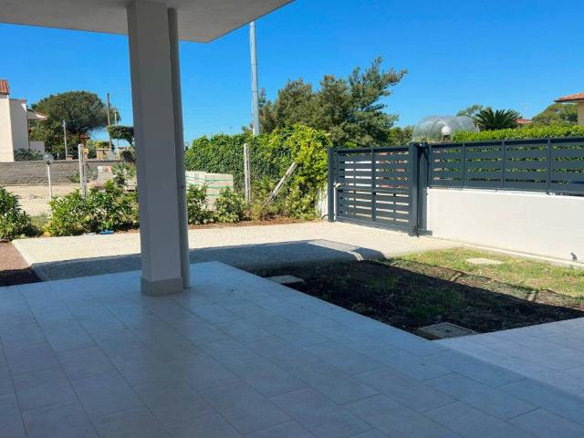 Villa Indipendente in vendita a Stracciapanni, Aprilia