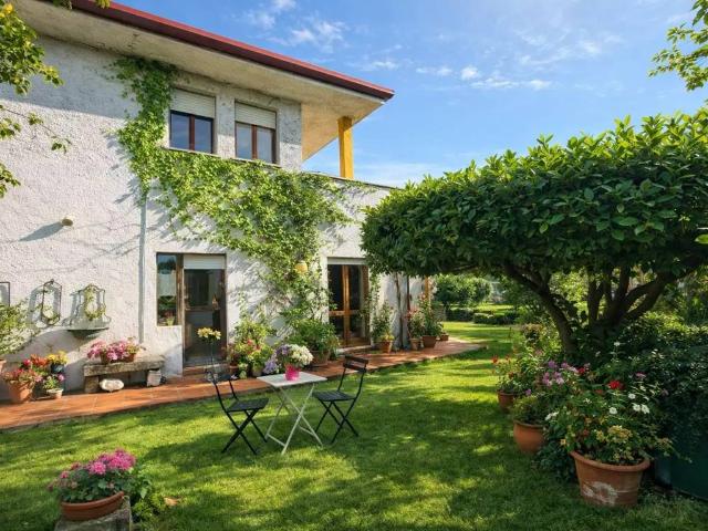 Villa Indipendente in vendita a Aquileia, Friuli-Venezia Giulia