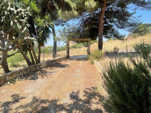 Villa Indipendente in vendita a Aragona, Sicilia