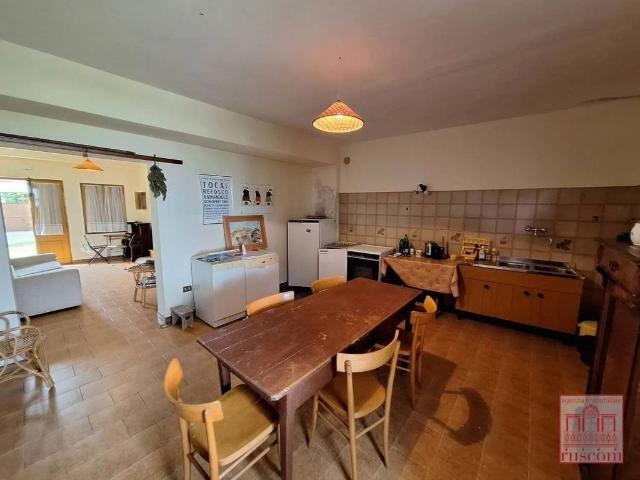 Villa Indipendente in vendita a Arba, Friuli-Venezia Giulia