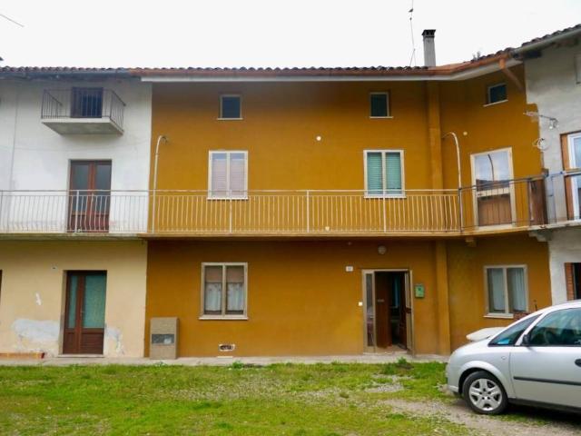 Villa Indipendente in vendita a Arba, Friuli-Venezia Giulia