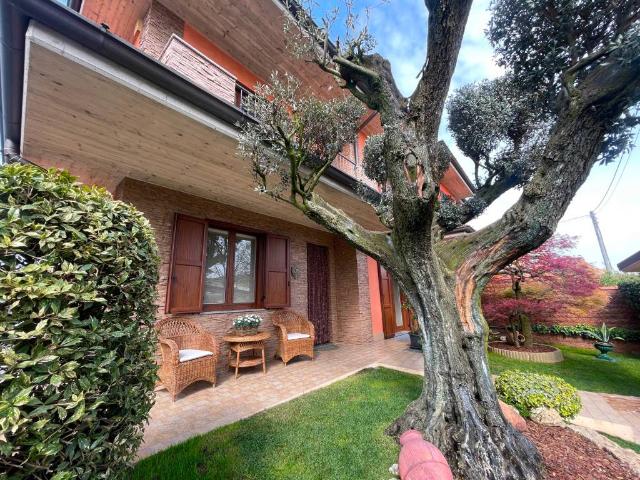 Villa Indipendente in vendita a Arcene, Bergamo