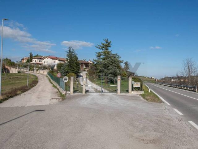 Villa Indipendente in vendita a Marche, Ancona