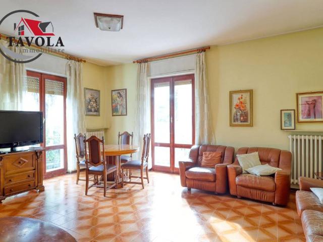 Villa Indipendente in vendita a Casale Dovese, Arcisate